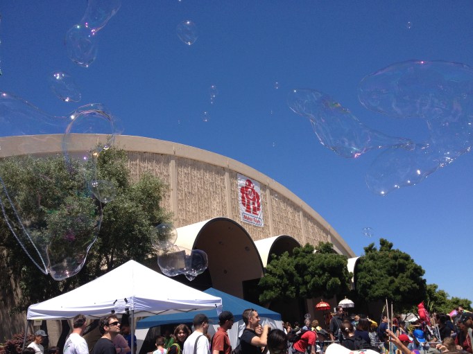 MF_BA2014_D2_Bubbles2!